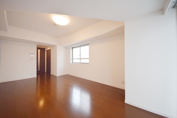 オーキッドレジデンス神田錦町の物件内観写真